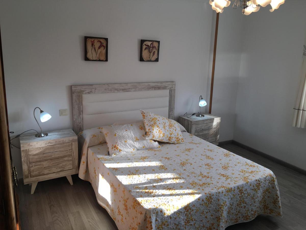 Apartamentos Playa De La Concha ポルト・デ・エスパサンデ エクステリア 写真