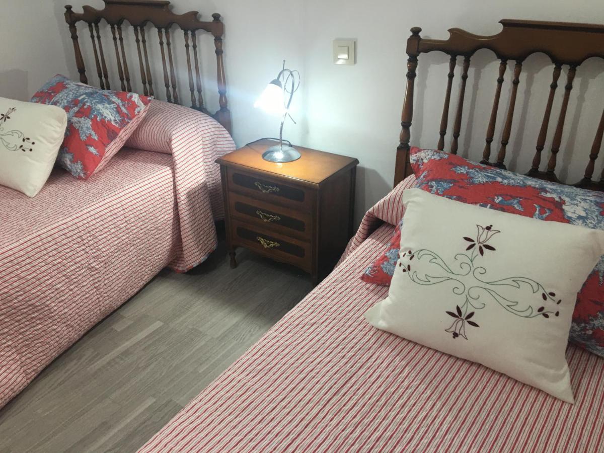 Apartamentos Playa De La Concha ポルト・デ・エスパサンデ エクステリア 写真