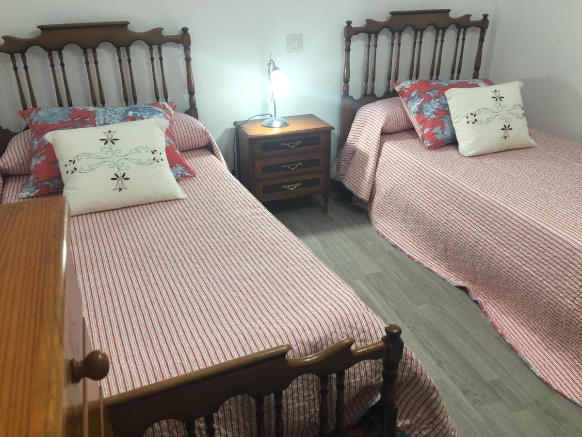Apartamentos Playa De La Concha ポルト・デ・エスパサンデ エクステリア 写真